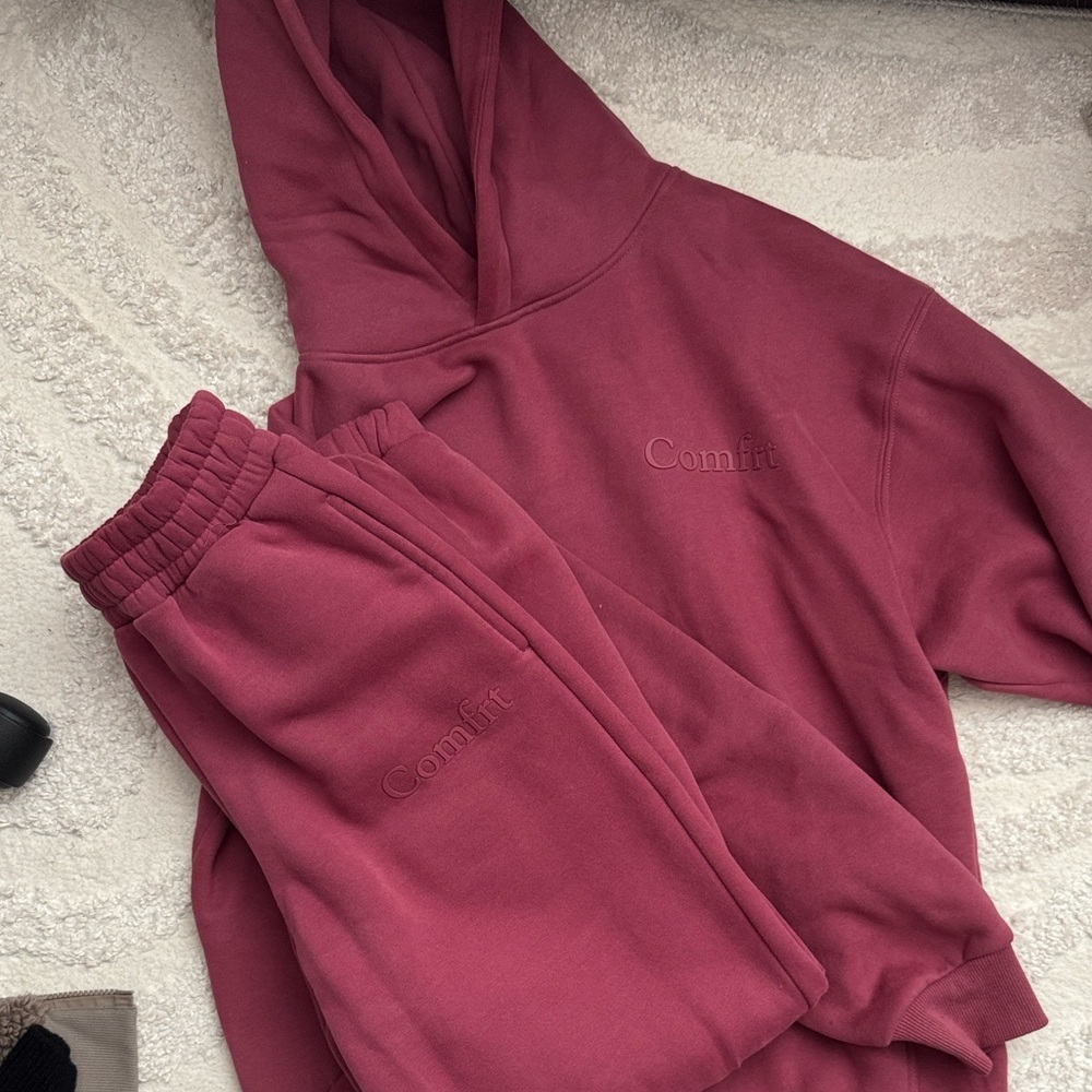 Comfrt Berry Hoodie and Sweatpants Set